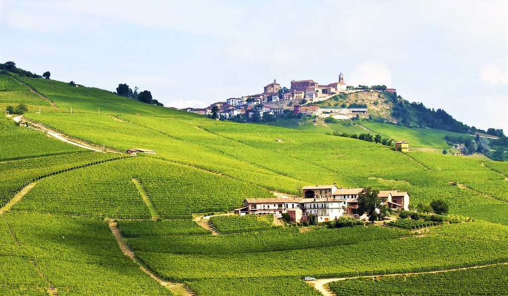 enoturismo e vino - unesco - langhe