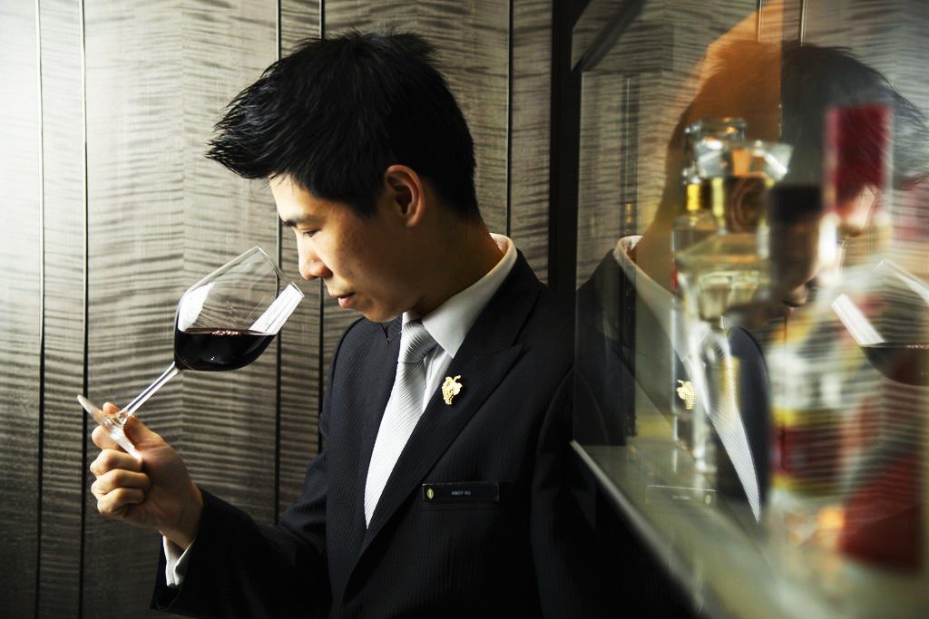 professione sommelier-sommelier-image