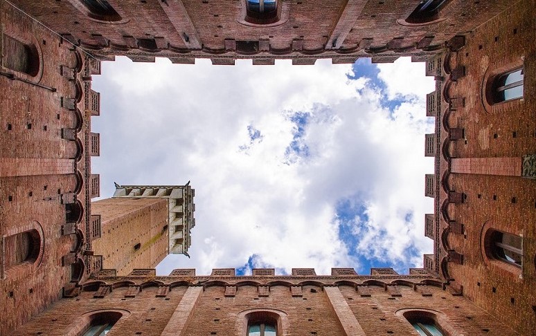 winelovers-palazzo-comunale-siena