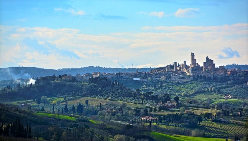 vernaccia di san gimignano panorama